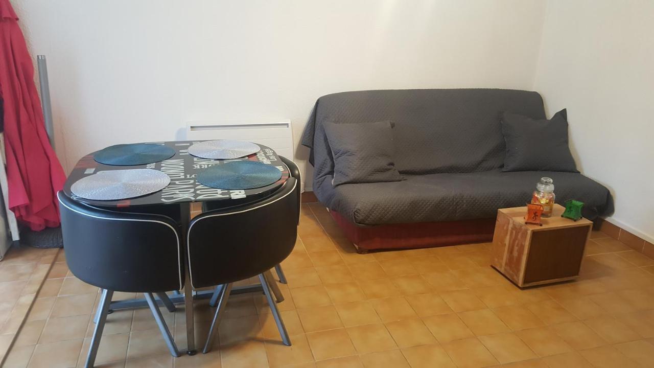 Appartement T2 Avec Son Rez De Jardin De 40 M2 5 Couchages 250M De La Plage Et 15Km De L'Arena Narbonne-Plage Exterior foto